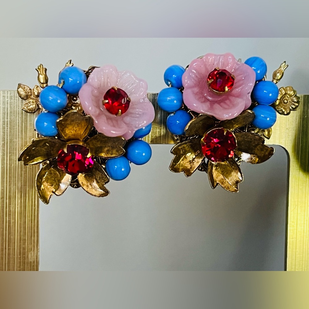 Lawrence Vrba Vintage floral clip earrings